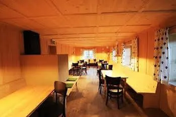 ロッジ Alpen Select Kleinwalsertal リーツラーン
